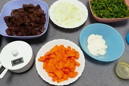 Тушеная печень с овощами - вкусный рецепт в мультиварке: шаг 2