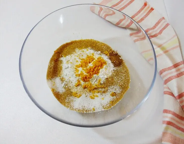 Пряный кекс с портвейном и черносливом: шаг 4