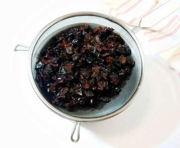 Пряный кекс с портвейном и черносливом: шаг 5