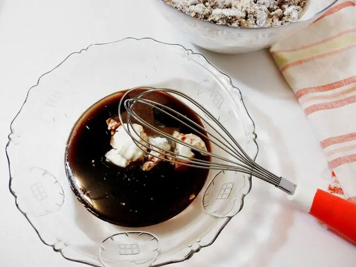 Пряный кекс с портвейном и черносливом: шаг 7