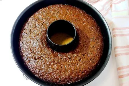 Пряный кекс с портвейном и черносливом: шаг 11
