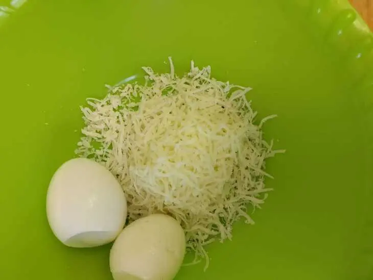 Закуска "грибочки": шаг 1