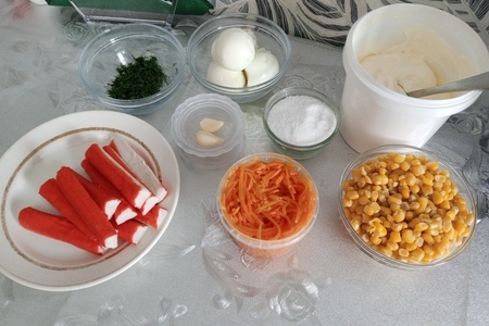Крабовый салат с корейской морковью: шаг 1