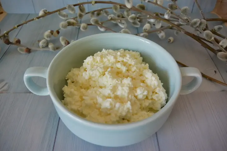 Творожная коса с черносливом, изюмом и курагой: шаг 1
