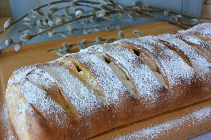 Творожная коса с черносливом, изюмом и курагой: шаг 6
