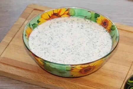 Свинина в горшочках с молочным соусом: шаг 10