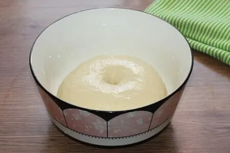 Слоеные пирожки с начинкой: шаг 3