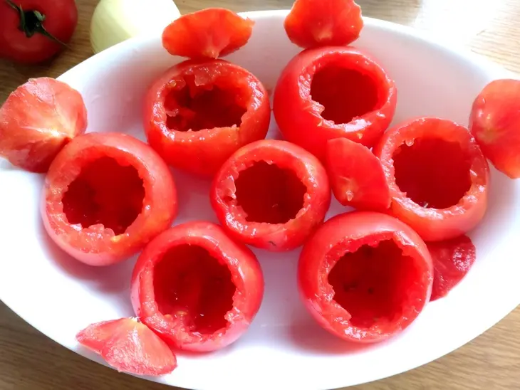 Помидоры фаршированные грибами, фаршем и кускусом: шаг 4