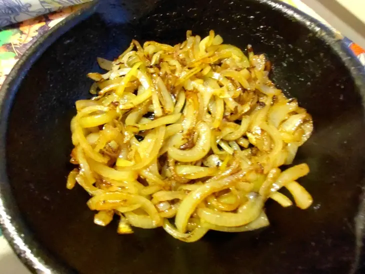 Салат из чёрной редьки с курицей: шаг 7