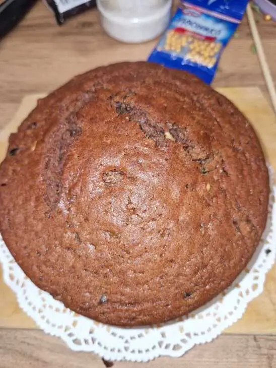 Шоколадный кекс с сухофруктами и кедровыми орехами: шаг 5