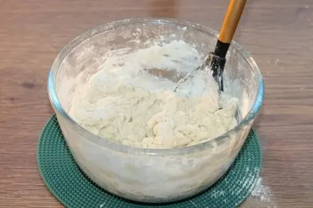 Птички жаворонки из постного теста: шаг 8