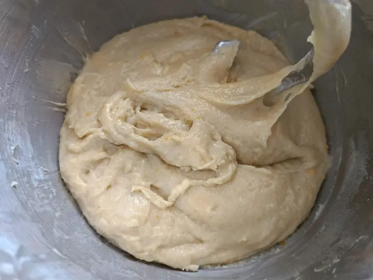 Пасхальный кулич на молоке: шаг 5