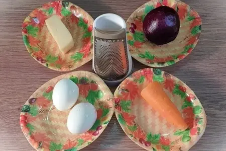 Салат со свеклой и сыром: шаг 2
