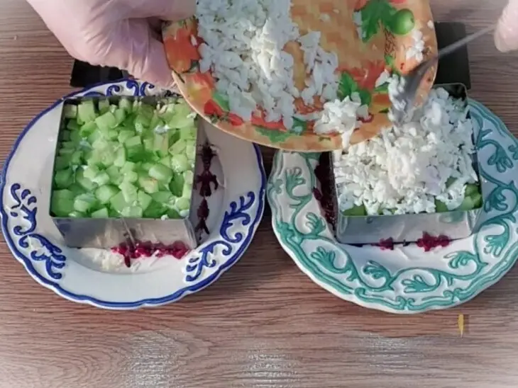 Салат со свеклой и сыром: шаг 6