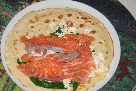 Блинчики с лососем и шпинатом в креветочном соусе или «каннеллони а-ля-рюс»: шаг 3