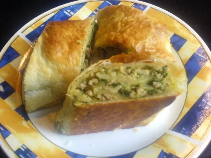 Слойка с начинкой, треуголки (слоённое тесто): шаг 5