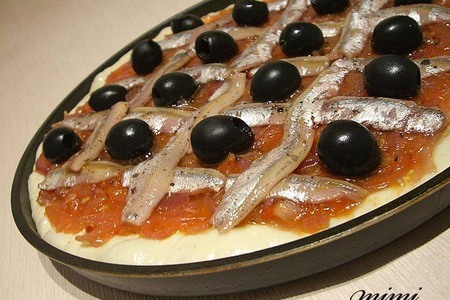 Писсаладьер, французский луковый пирог с анчоусами: шаг 1