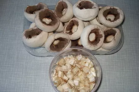 Шампиньоны с начинкой из картофельного пюре: шаг 3