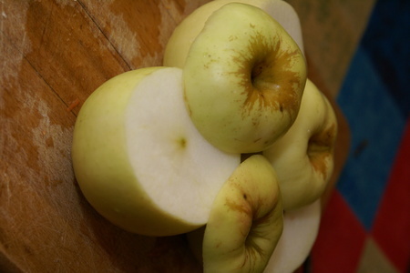 Печеное яблоко с творожной начинкой: шаг 2