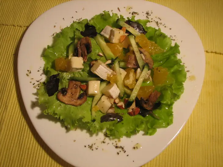 Салат "веселая лужайка": шаг 4