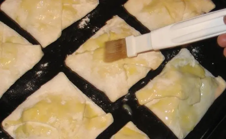 Конвертики с курицей и белыми грибами: шаг 5