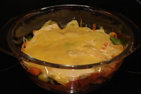 Филе куриное с овощами под сметаной с сыром: шаг 6