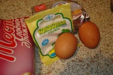Булочки с кокосовой стружкой: шаг 1
