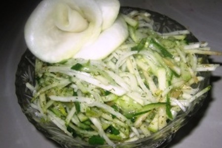 Салат из зеленой редьки: шаг 4
