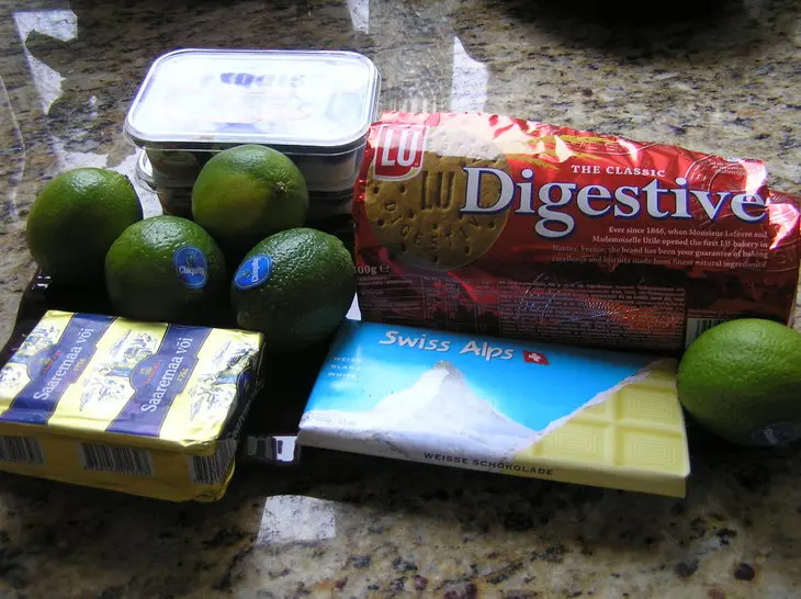 Key lime pie с белым шоколадом ( посвящается всем папам): шаг 1