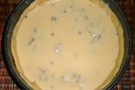 Пирог с грецкими орехами и сгушенным молоком: шаг 1