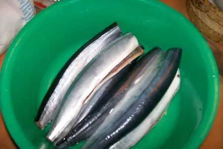 Морская рыба в масляно-уксусном соусе: шаг 1