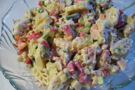 Салат  (nudelsalat)из макарон с тунцом: шаг 4