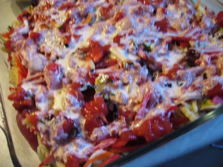 Мясо, запеченное под  макронно-овощным гарниром,  быстро и без особых хлопот: шаг 5
