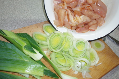 Салат из курицы с грушевым соусом: шаг 1