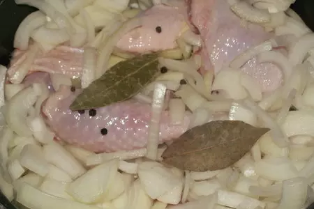 Курица в луковом соусе: шаг 1