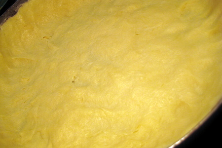Сырный пирог с омлетом.: шаг 1