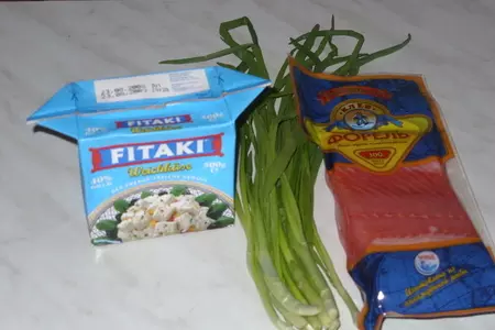 Закуска из брынзы и форели: шаг 1