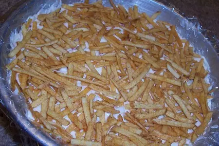 Закуска"божья коровка": шаг 3