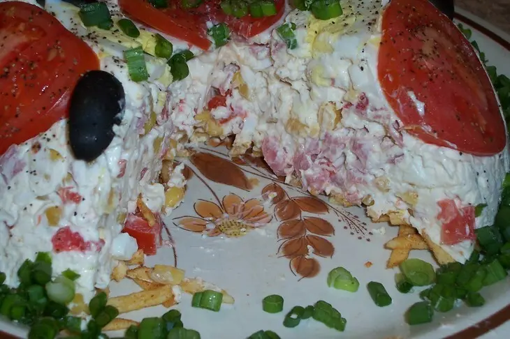 Закуска"божья коровка": шаг 5