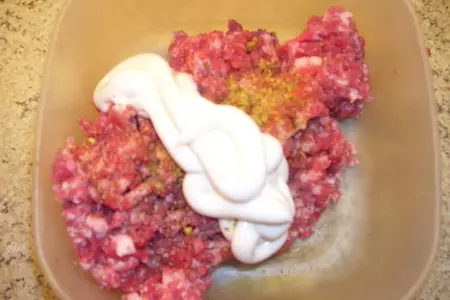 Гречаники мясные    в творожно-чесночном соусе: шаг 1