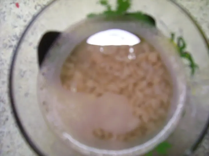 Гречаники мясные    в творожно-чесночном соусе: шаг 2