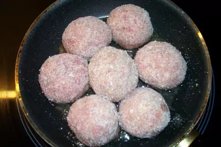 Гречаники мясные    в творожно-чесночном соусе: шаг 4