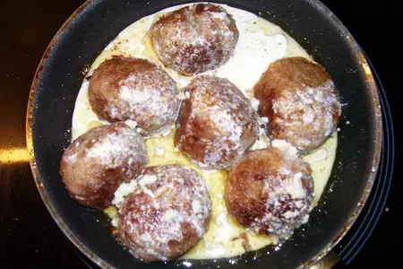 Гречаники мясные    в творожно-чесночном соусе: шаг 6