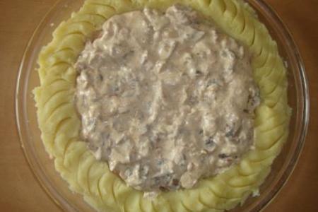 Запеканка из куриных грудок с грибами и картофельным пюре: шаг 2