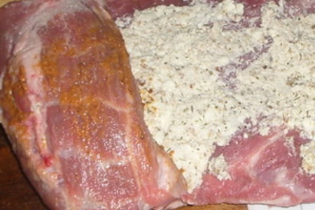 Свиной рулет с овечьим сыром и грецкими орехами: шаг 5