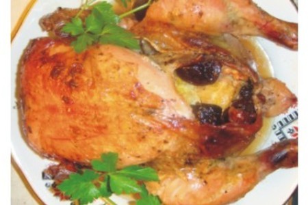 Запечённая курица с черносливом, апельсином и грецкими орехами.: шаг 4
