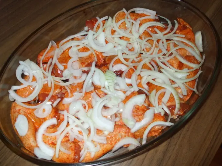 Куриные крылышки под шубой: шаг 2