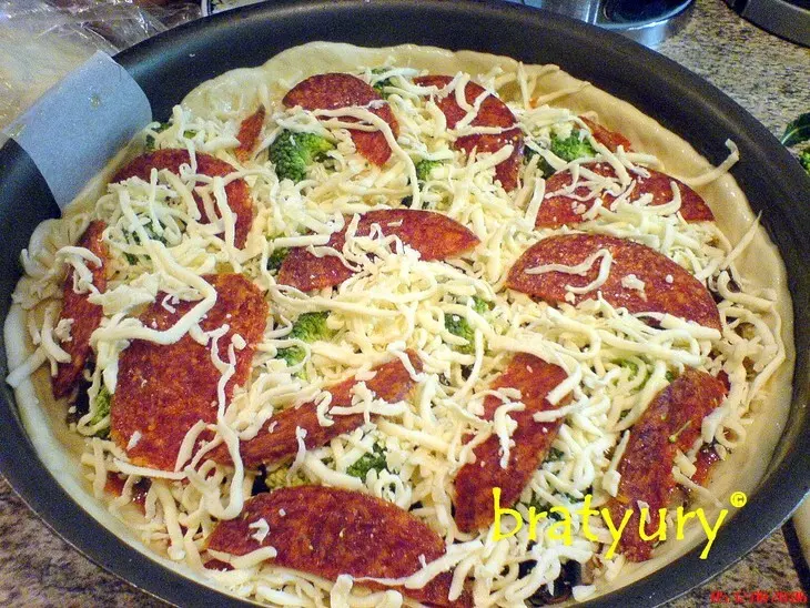 Chicago style pizza at pizzeria uno - пицца, которая мне очень понравилась: шаг 6