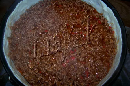 Нежный киш с фаршем и красным вином: шаг 5