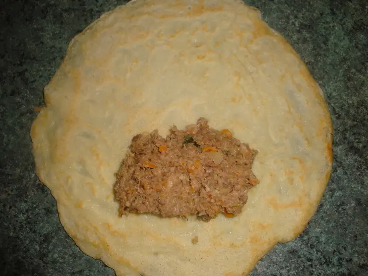 Хрустящие блинчики с мясом: шаг 1